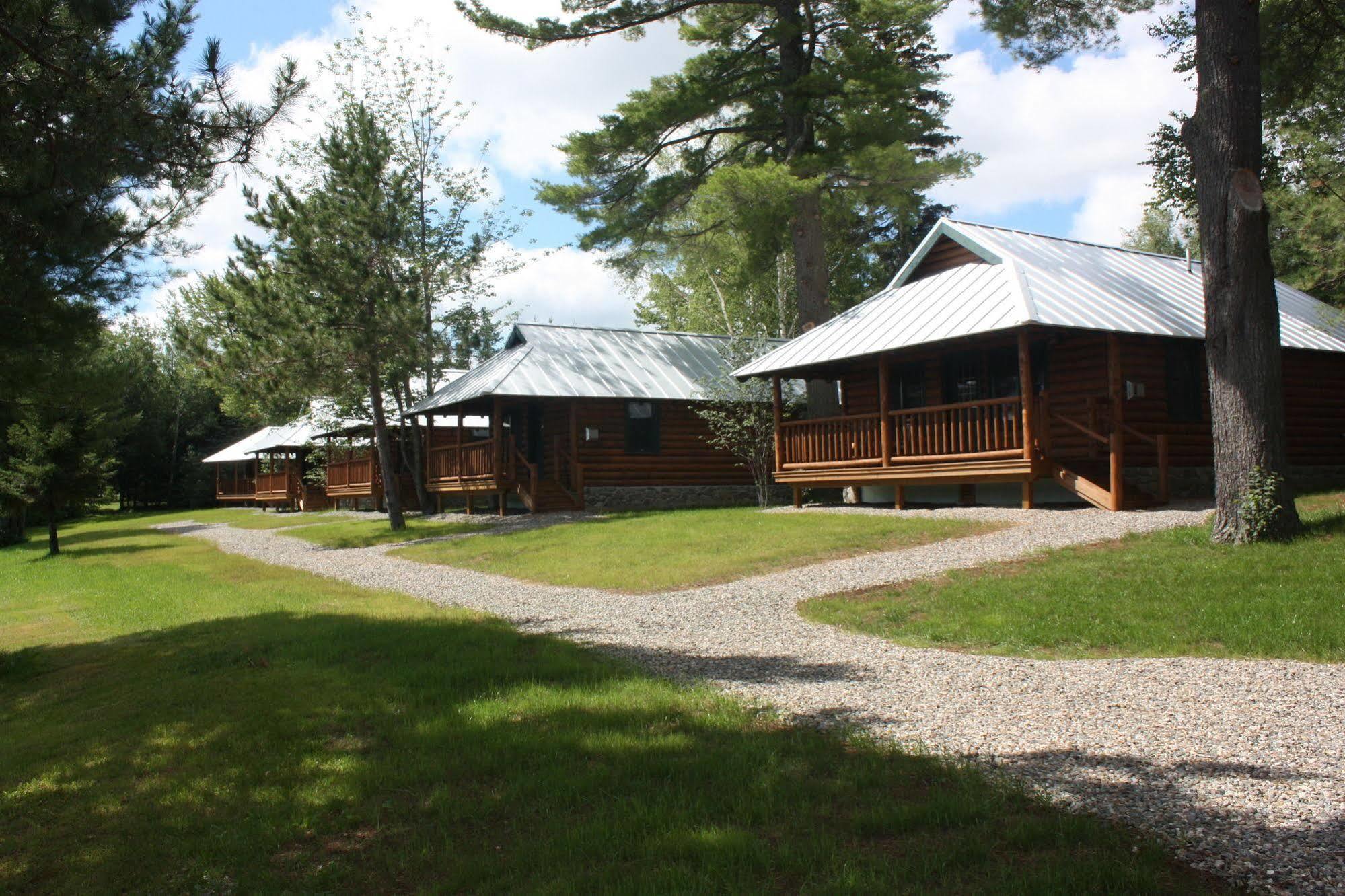 Lake Parlin Lodge & Cabins West Forks Exterior foto